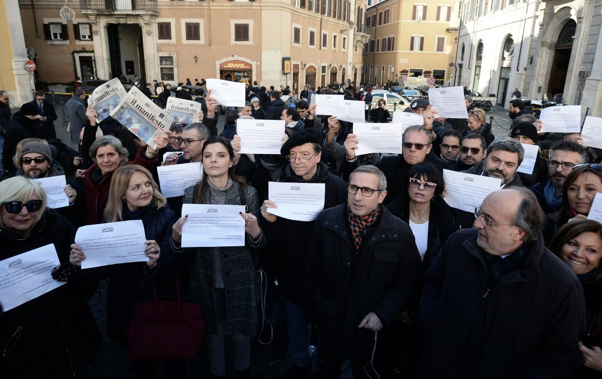 Tagli all’editoria, giornalisti in piazza contro la rappresaglia Cinque Stelle-Lega