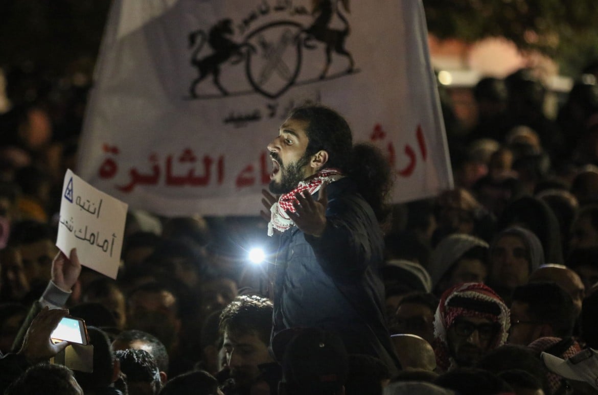 Tasse, rivolta anti governativa in Giordania