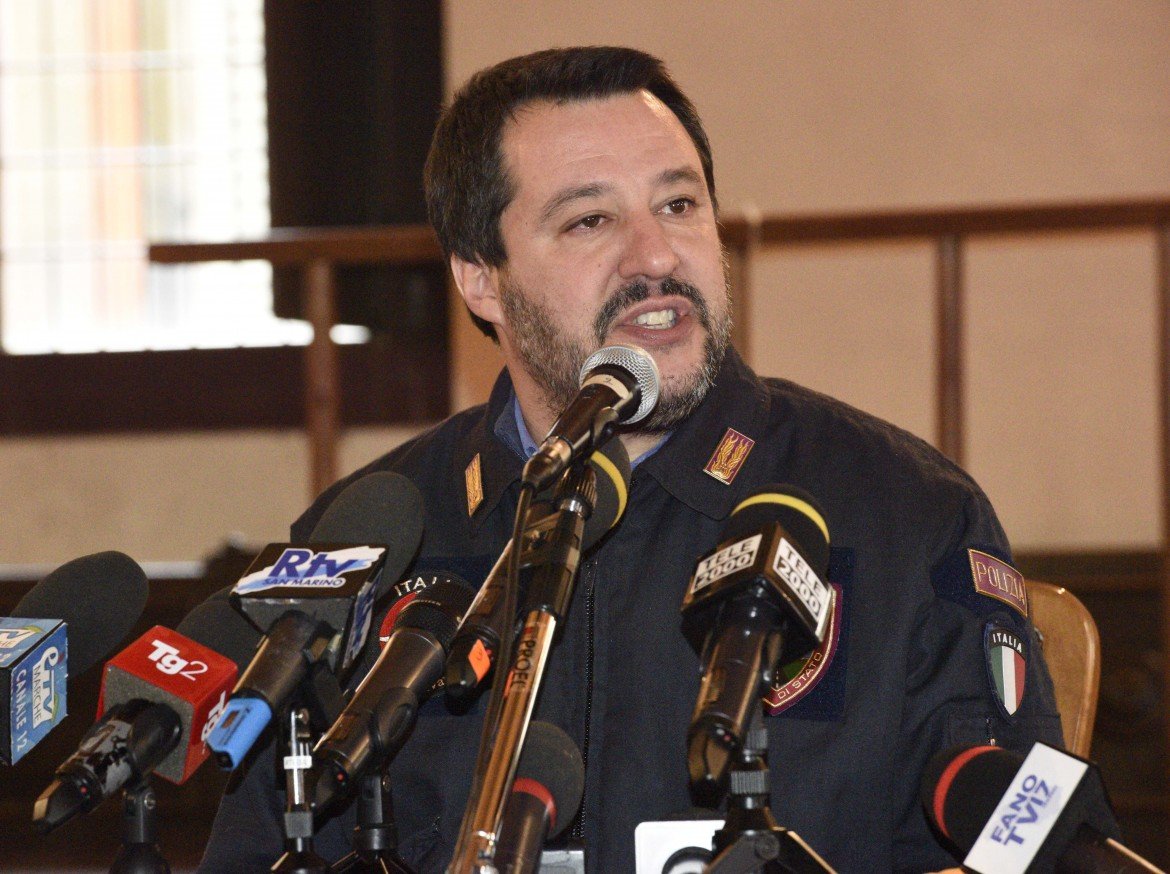 Salvini minaccia i sindaci: «Ne risponderete legalmente»