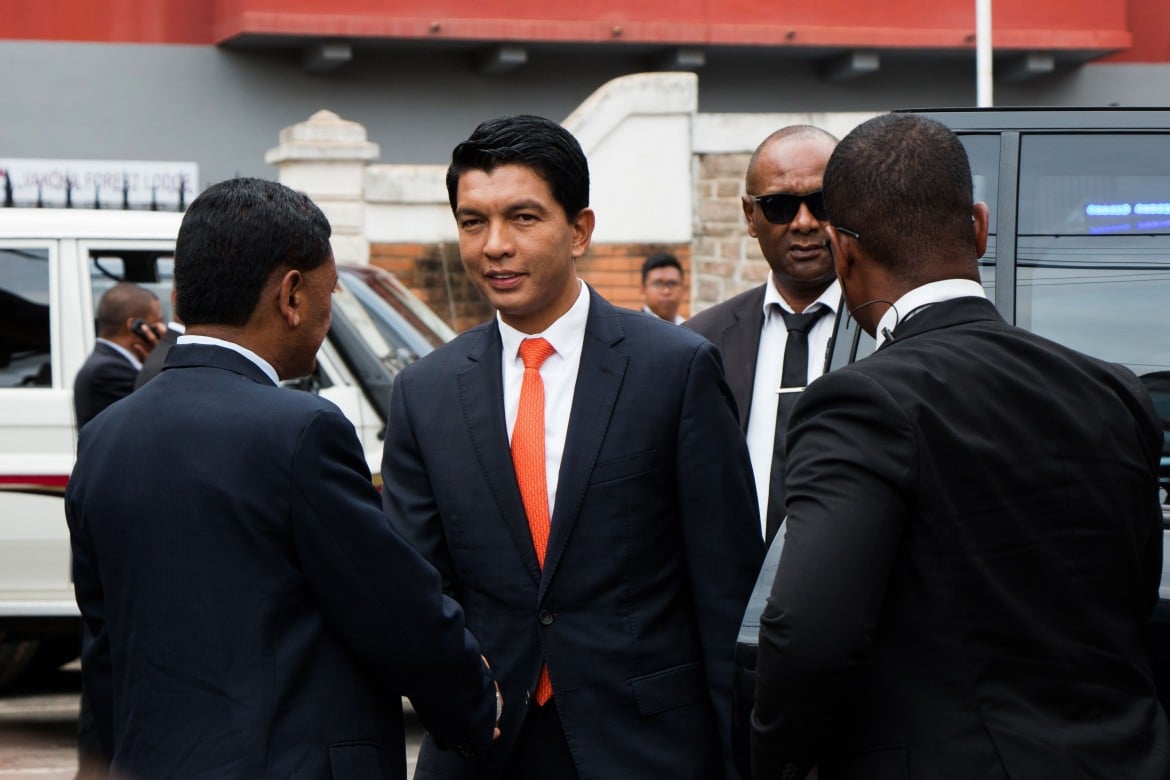 Madagascar, Dj Rajoelina festeggia, ma ha una grana cinese