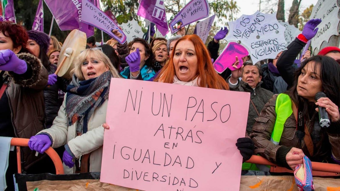 L’Andalusia cambia verso, al via la protesta delle donne