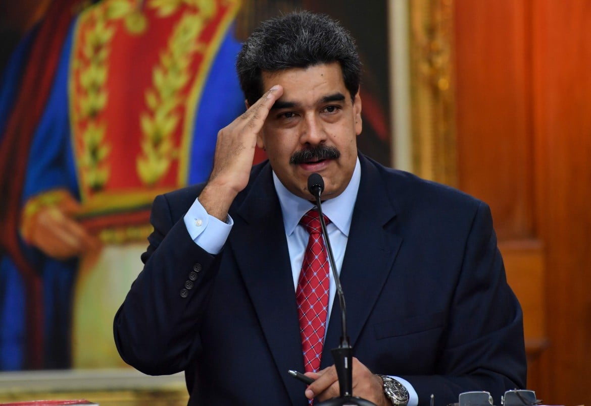 Guaidó trepidante per gli «aiuti». E Maduro respinge gli eurodeputati del Pp