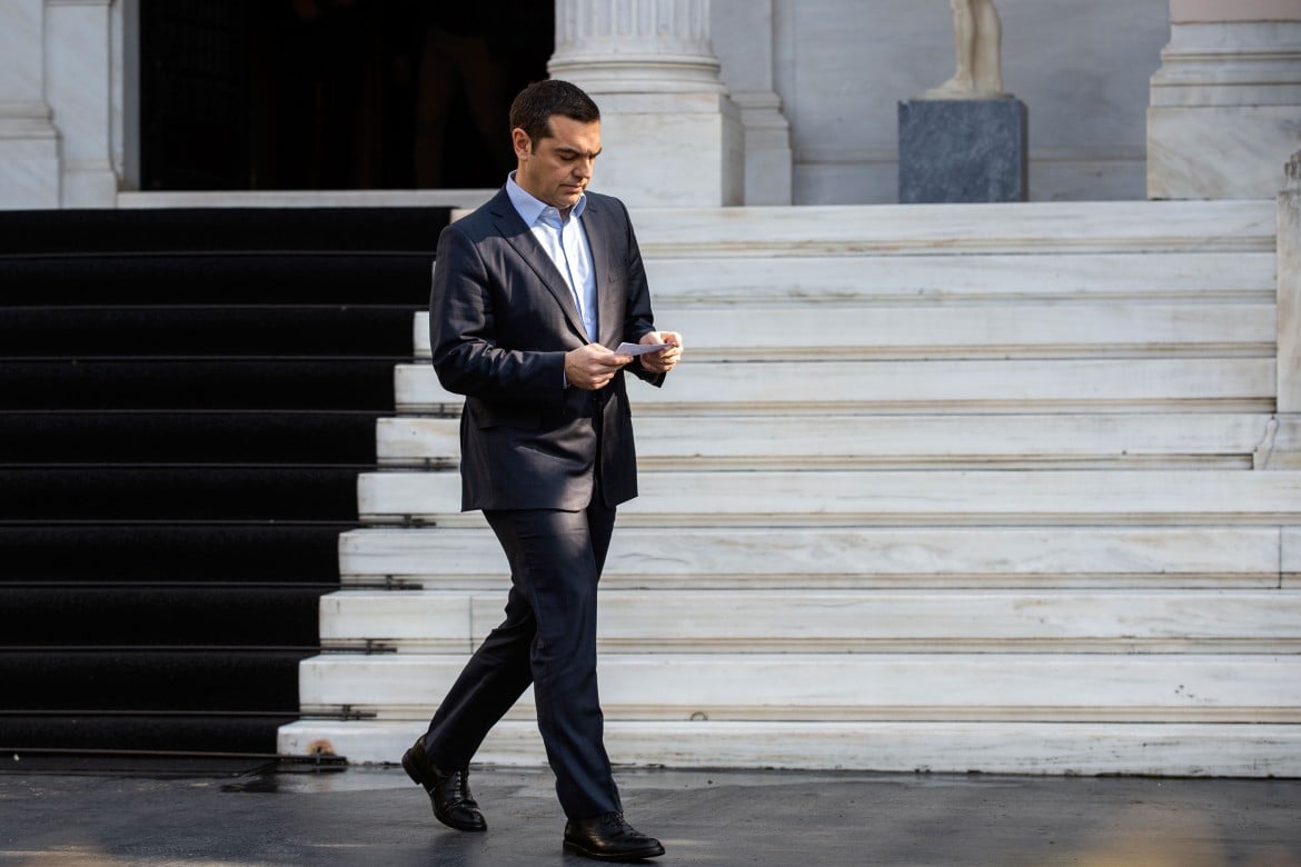 Tsipras verso la fiducia, per scongiurare il voto