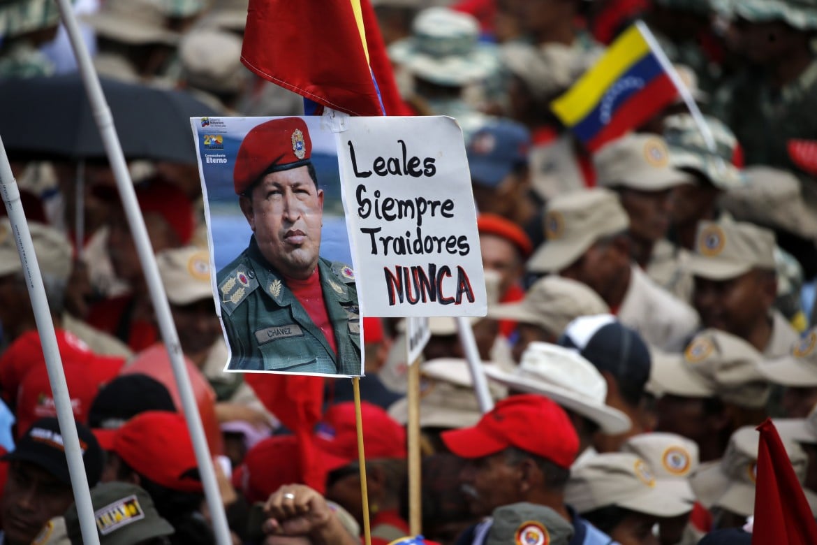 Le due piazze venezuelane e un popolo contro il golpe