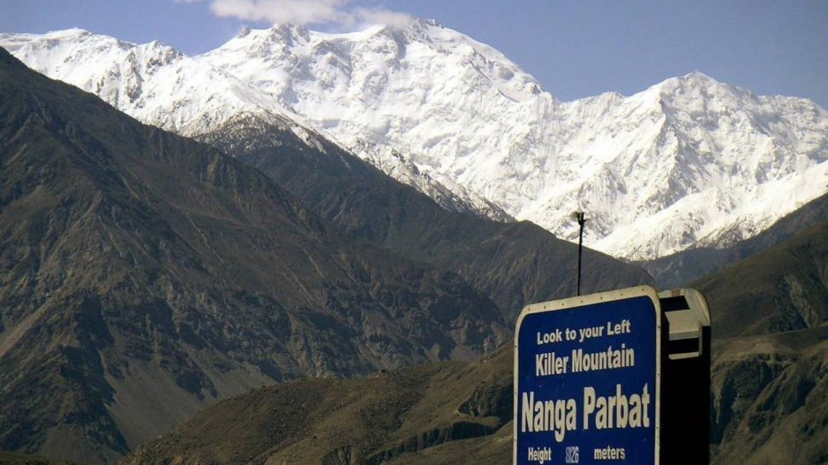Nanga Parbat, «due sagome tra i ghiacci». Txikon rientra, missione finita