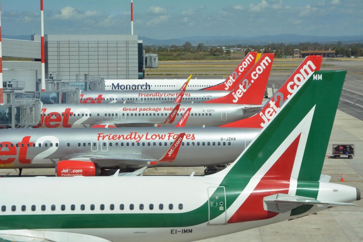 Addio EasyJet, per Alitalia rimane solo Delta