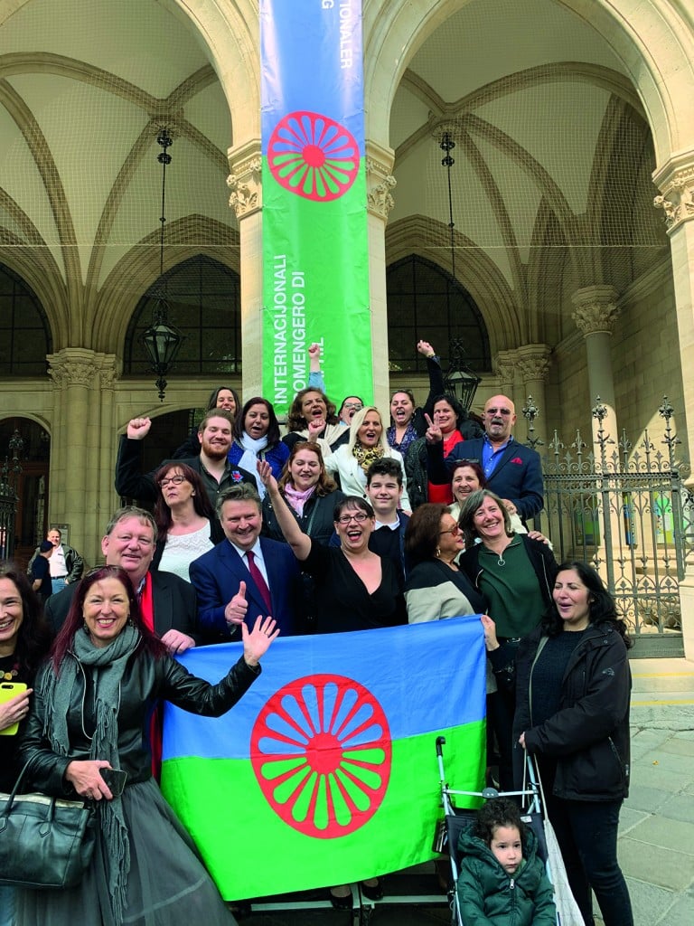 Vienna in controtendenza, il comune rosso verde festeggia con la comunità rom