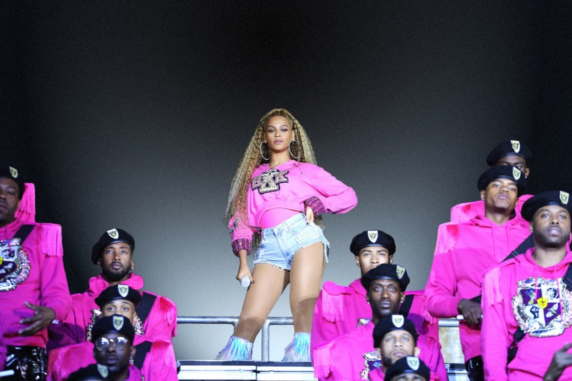 Sulla piramide del black power  con Beyoncé