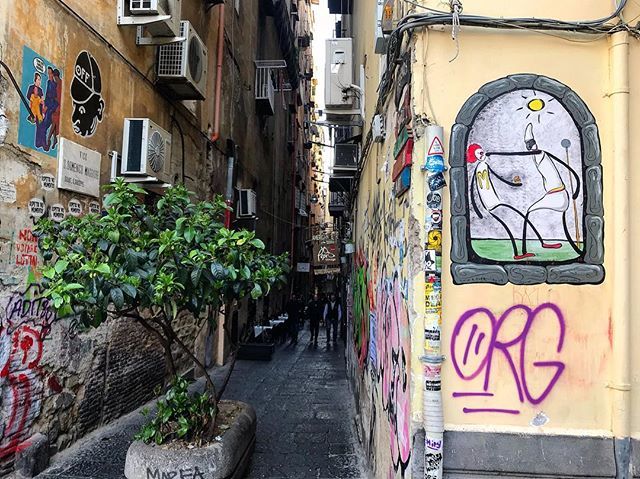 Il paradosso di Napoli: sfrattati per fare posto al turismo di massa