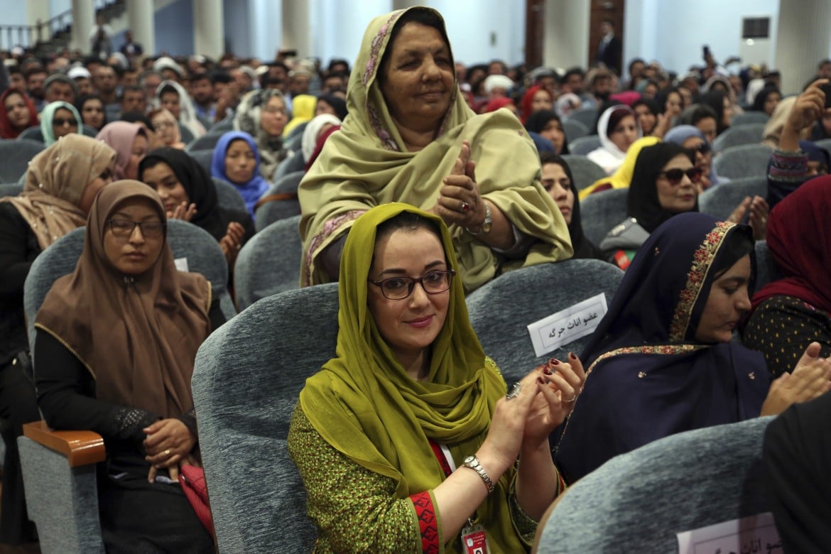Loya Jirga, Ghani: «Afghanizziamo il processo di pace»