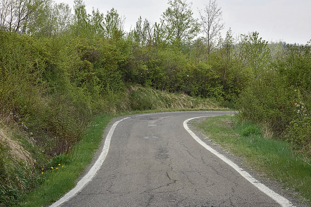 La strada provinciale delle colline tortonesi dove si allenava Coppi - foto di Enrico Carpegna