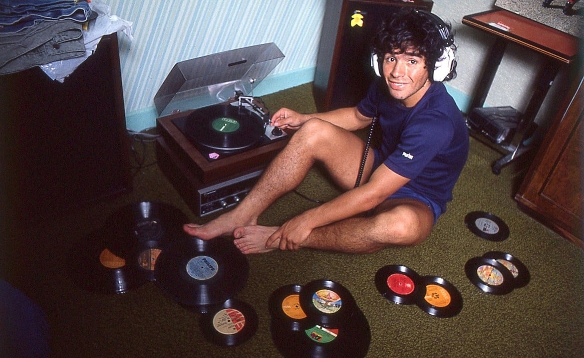 La leggenda gioiosa del Santo Maradona