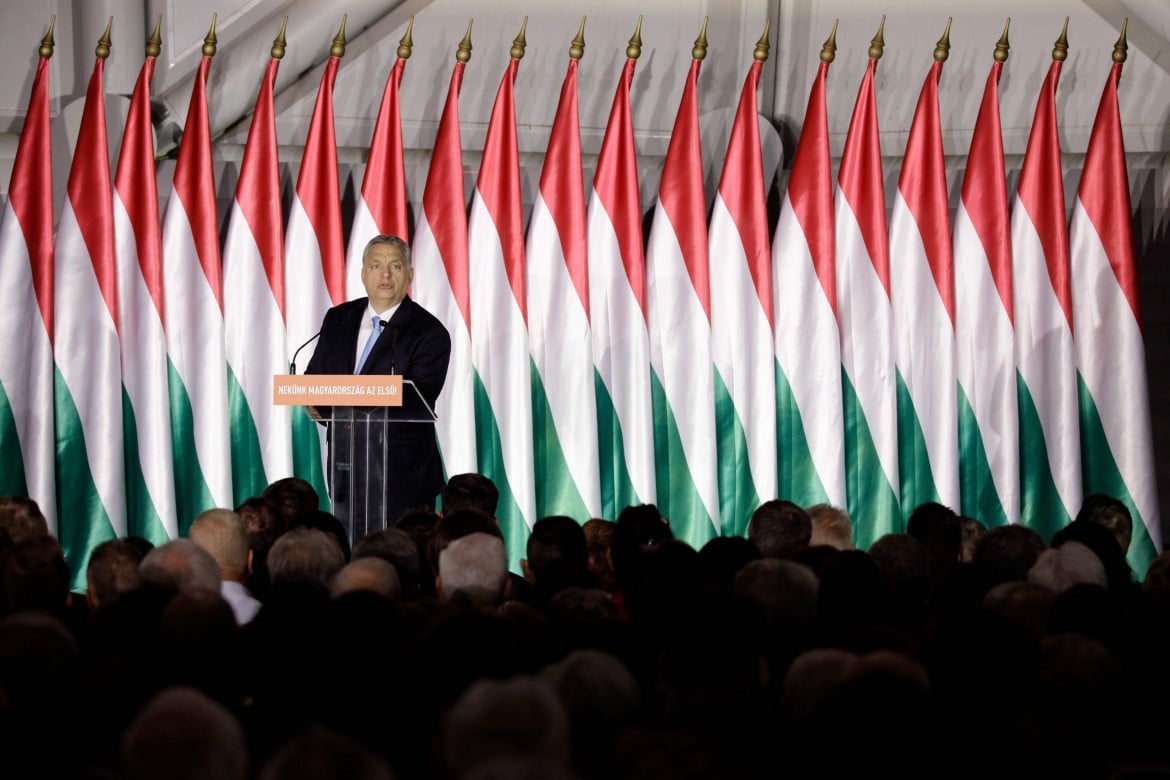 No di Orbán al super gruppo sovranista