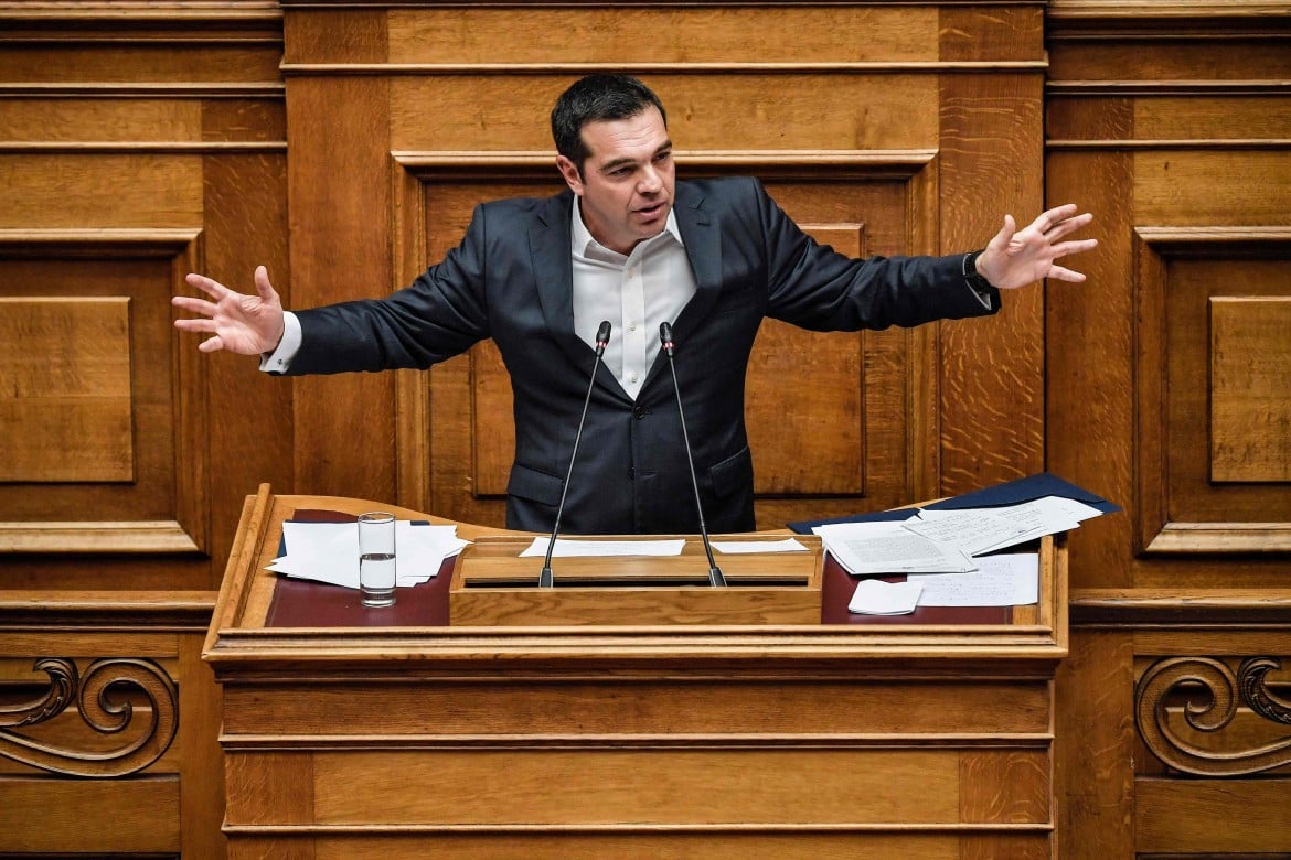 La nuova mossa di Tsipras: torna la tredicesima