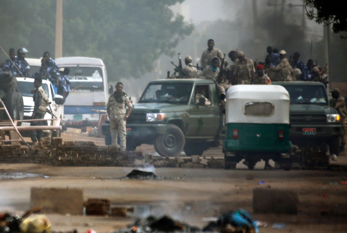 Khartoum manifesta per i desaparecidos del 3 giugno