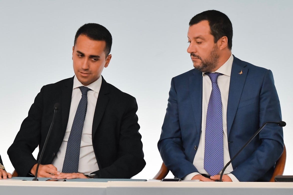 Salvini e Di Maio di nuovo uniti. Contro Bruxelles