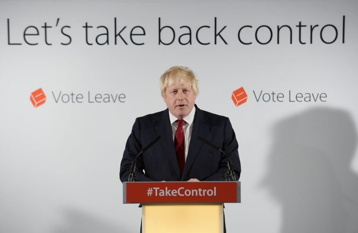Boris Johnson in testa per la leadership Tory. Verso una Brexit a ogni costo