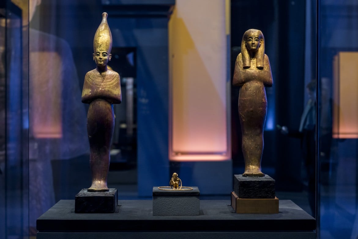 Tutankhamon, oggetti funerari in parata per attraversare l’aldilà