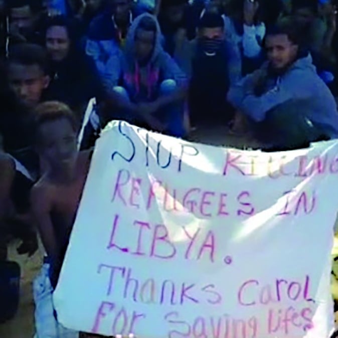 Protesta dei migranti nella prigione libica di Zawiya:  «Siamo scudi umani, salvateci»
