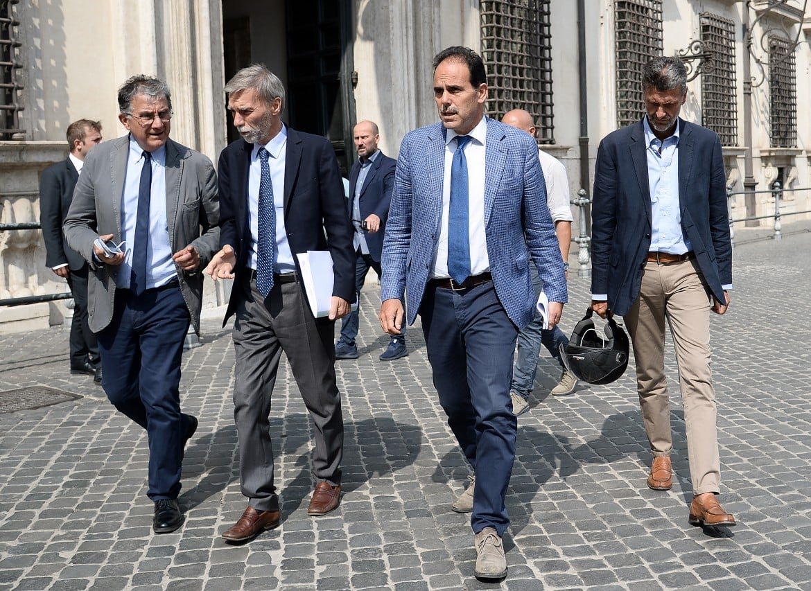 Il Pd si affida a Conte Zingaretti: «Di Maio  è un problema dei 5S»