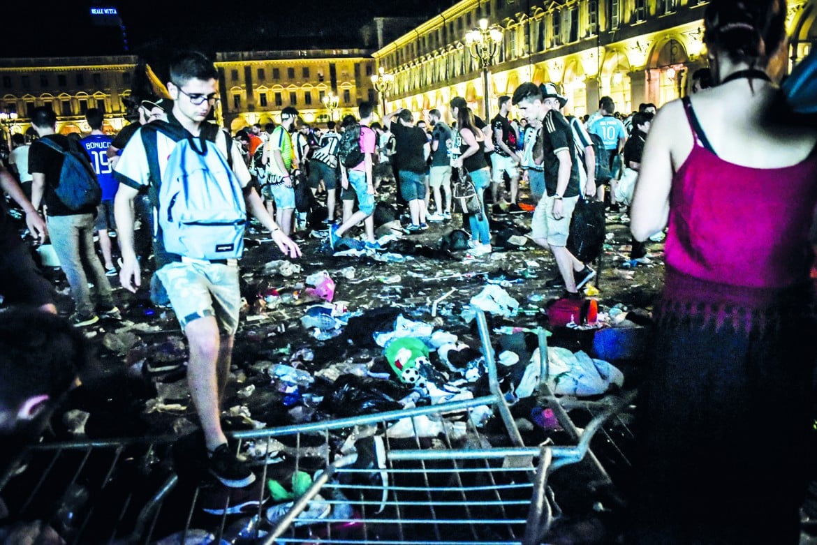 Tragedia di piazza San Carlo, dieci anni di carcere alla banda dello spray
