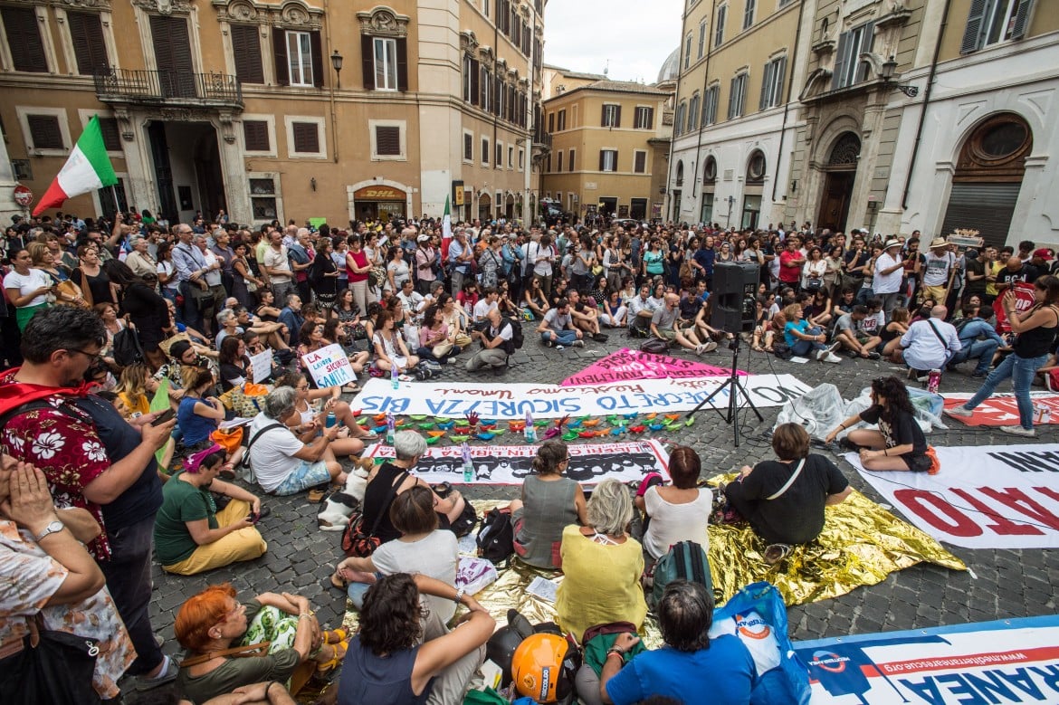 Roma, oggi corteo nazionale contro le leggi sulla «sicurezza» volute da Salvini