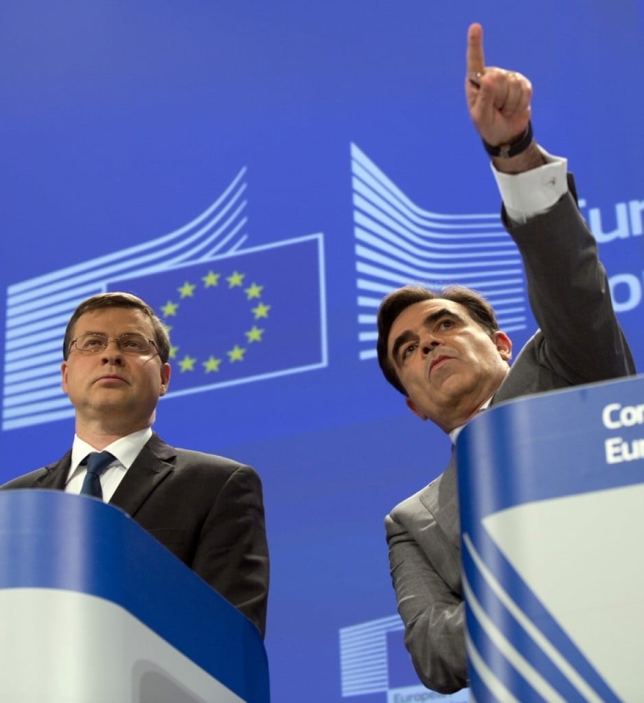 Conte a Bruxelles: «Serve un accordo sugli sbarchi»