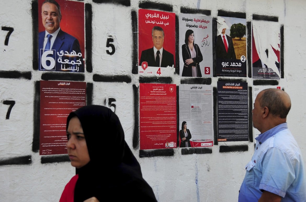 Una poltrona per 26 nella Tunisia che sogna vera democrazia