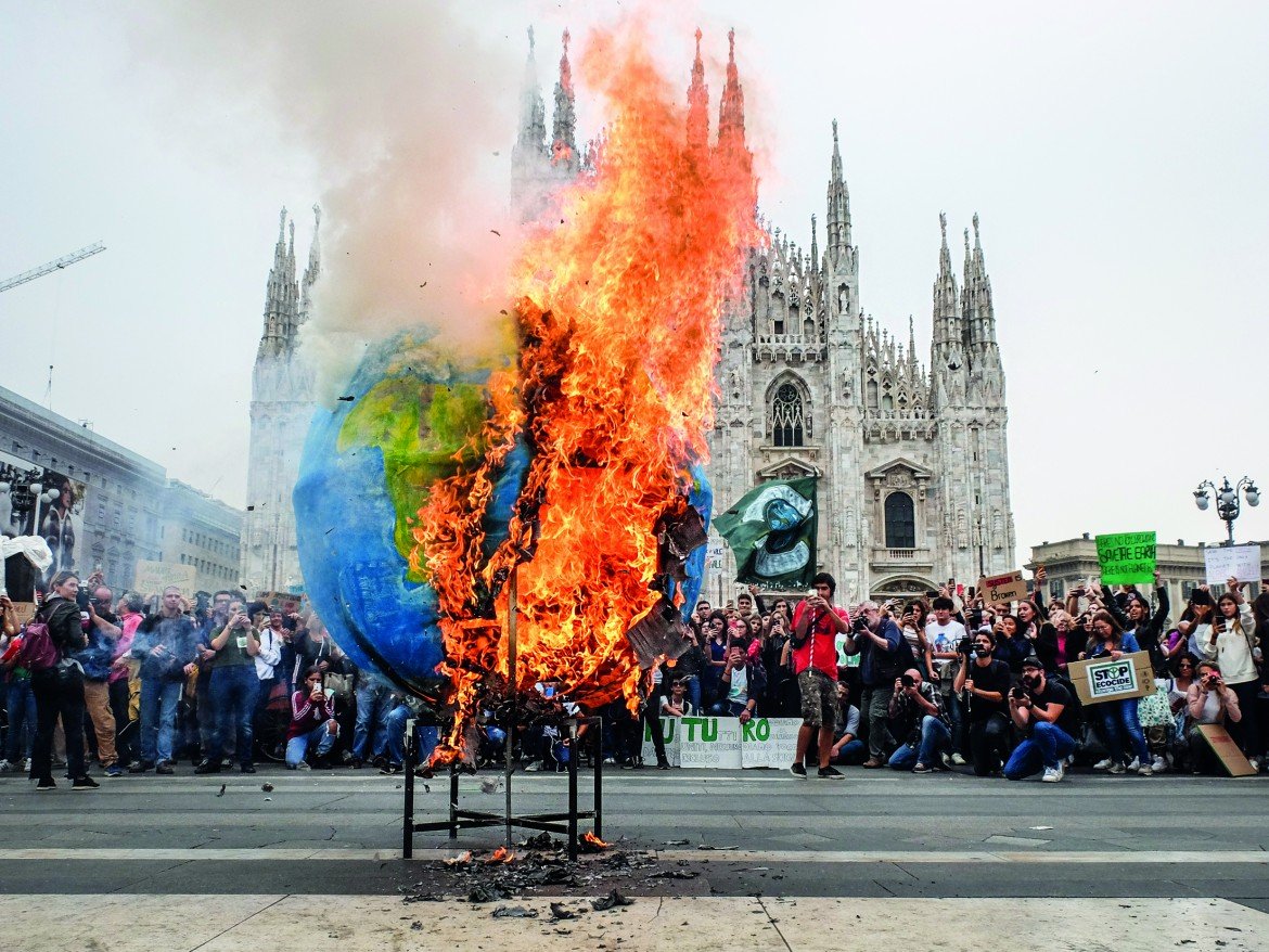 La marea umana di Milano: «Un altro mondo è possibile»