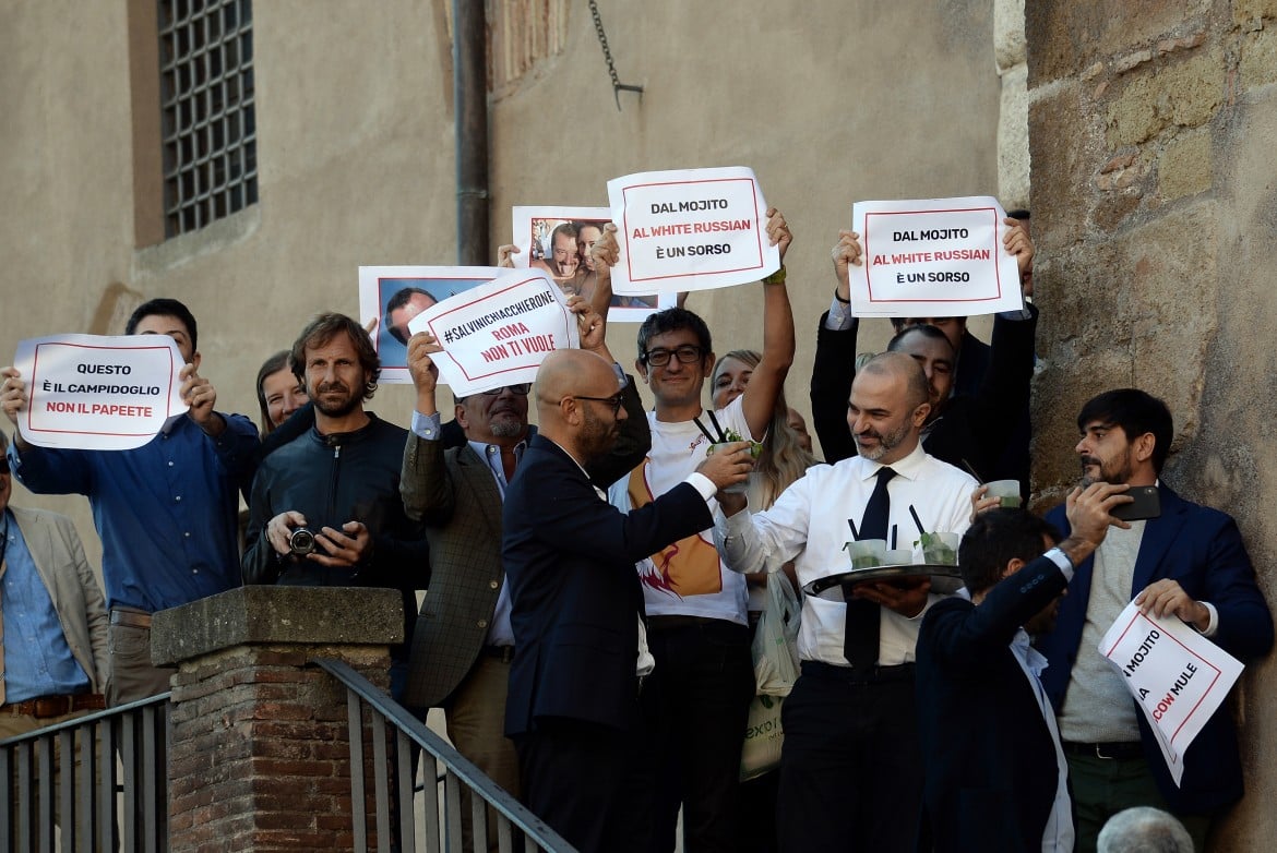 Salvini porta il Papeete in Campidoglio