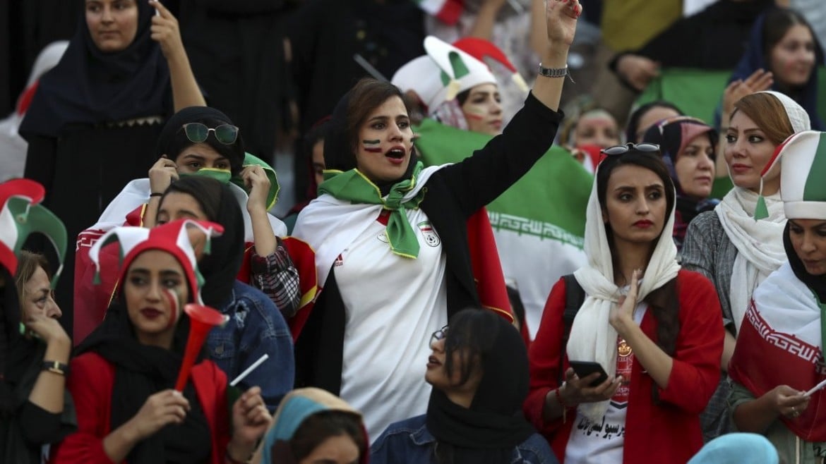 A Teheran le donne allo stadio. Ma solo per la nazionale