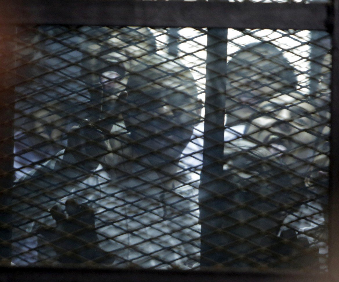 Egitto, torturato l’attivista Alaa. Nel silenzio della Ue e di Roma
