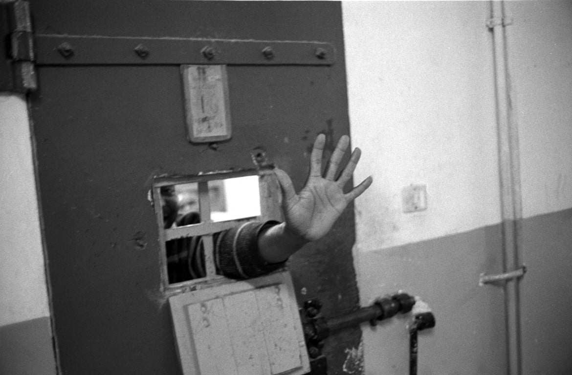 Torino, «in carcere  torture sui detenuti».  Sei agenti arrestati