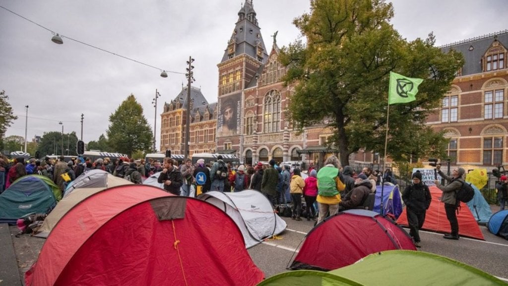 Amsterdam, la protesta punta al museo