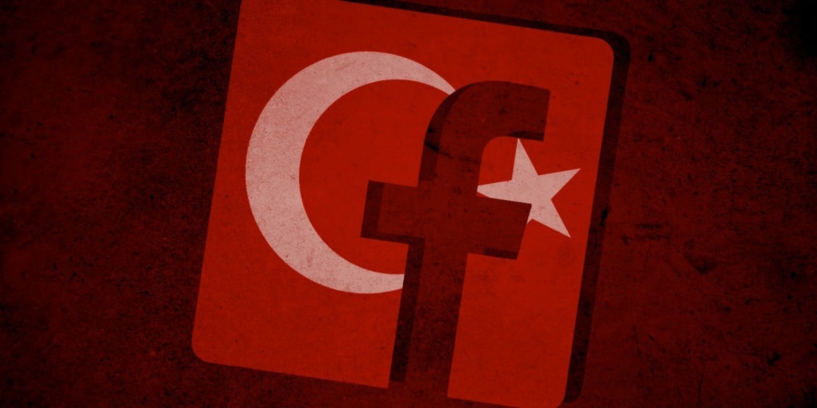 La censura di Facebook sostiene la guerra di Erdoğan