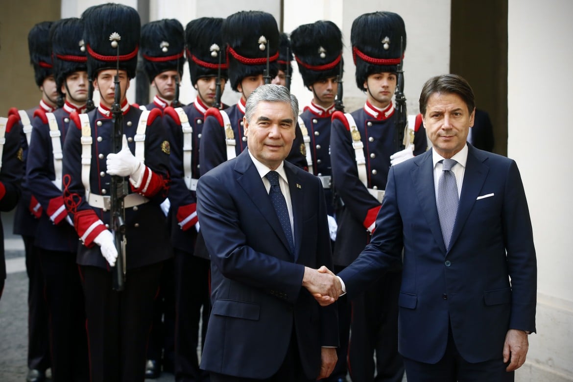 Turkmenistan, le rotte del gas e delle armi tra Cina e Italia