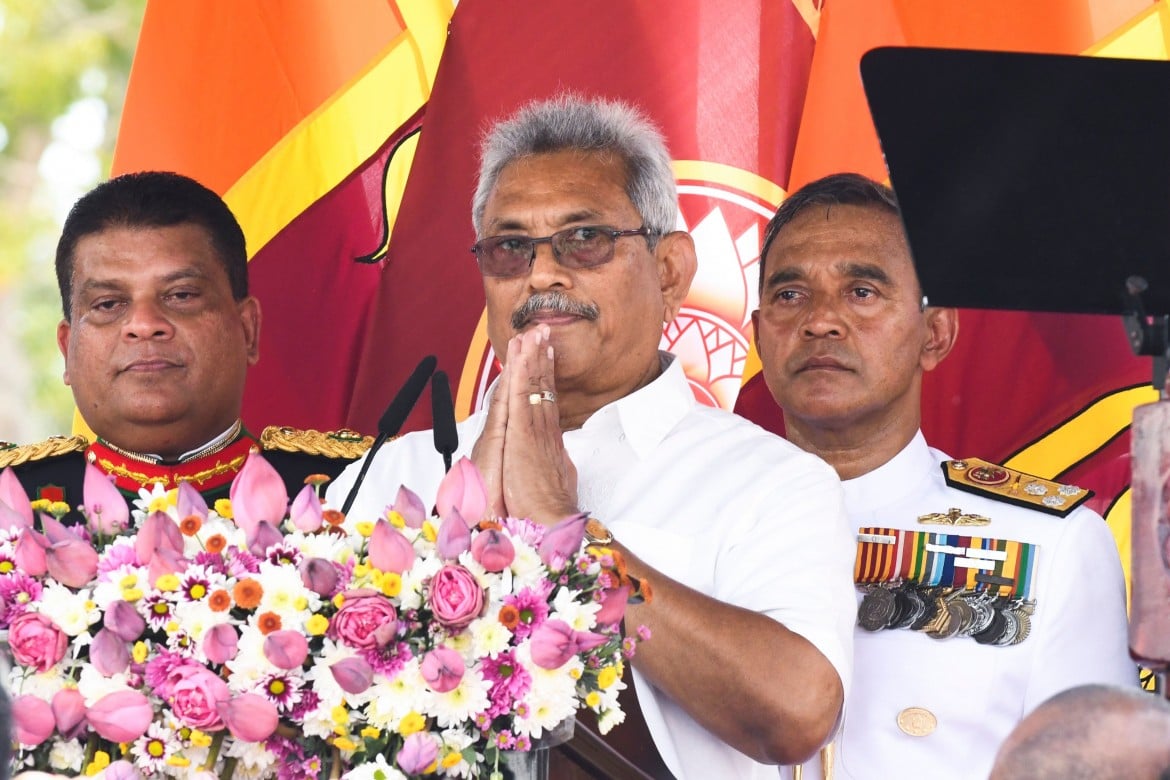 Vince Rajapaksa e si proclama «neutrale» in politica estera