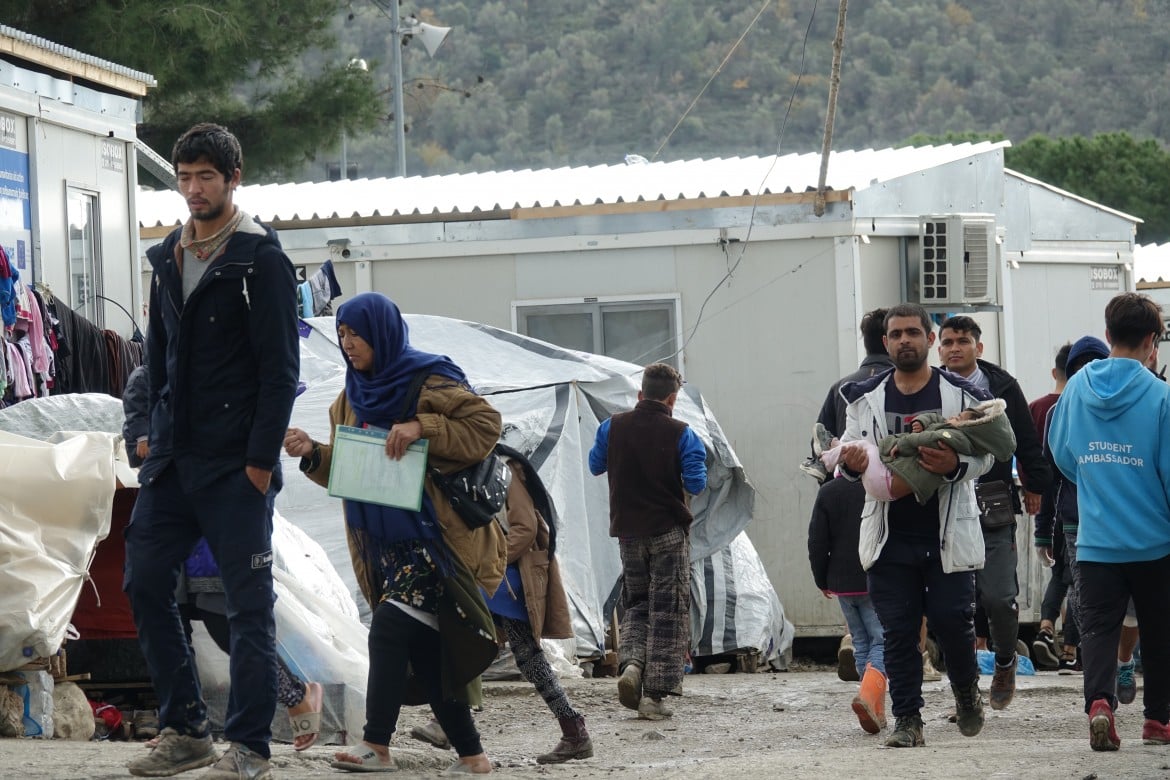 Natale a Lesbo, tra i ventimila rifugiati del campo di Moria