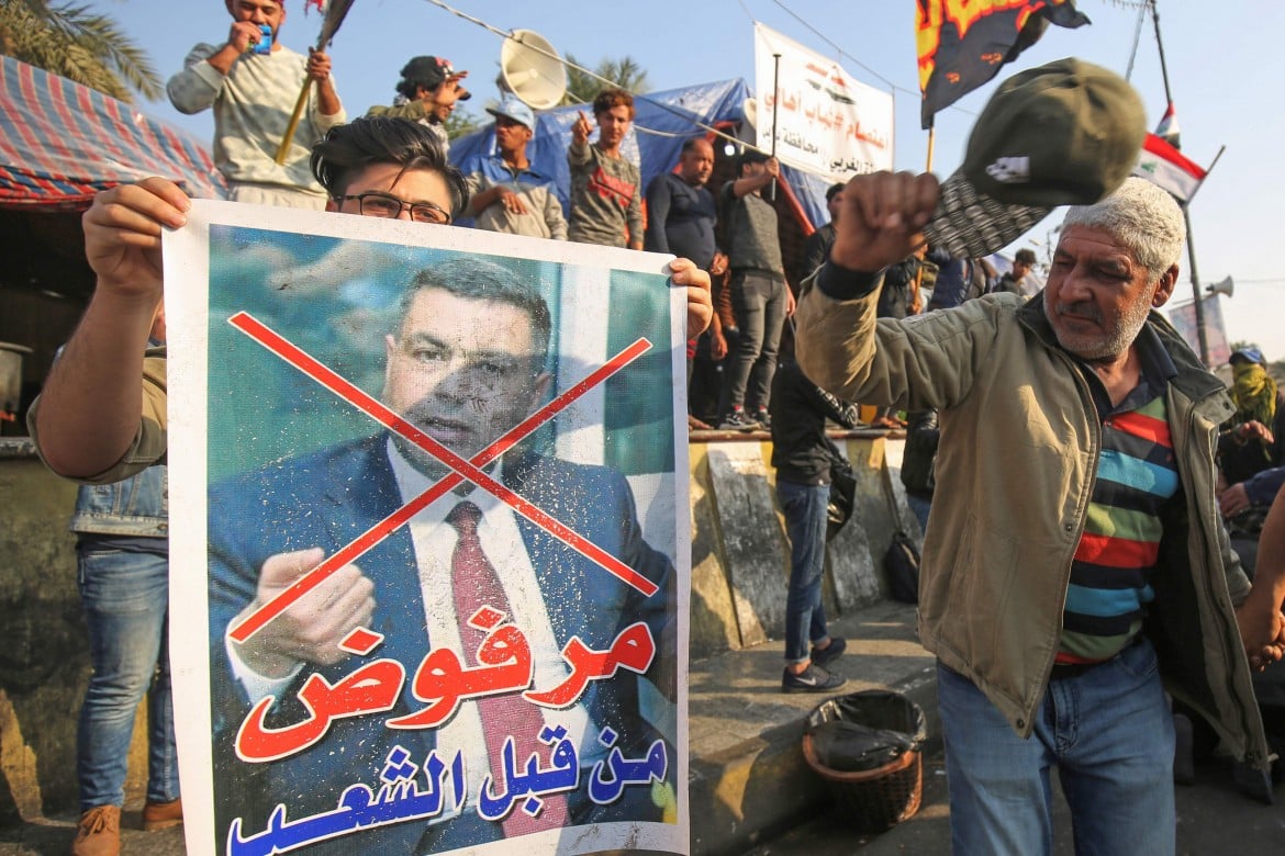Iraq, la piazza e il presidente: no al premier repressore