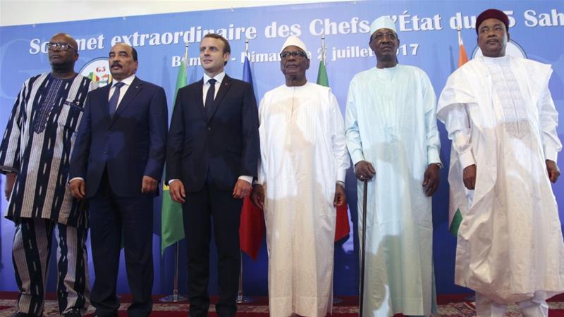 L’«arrogante» Francia convoca il G5 Sahel