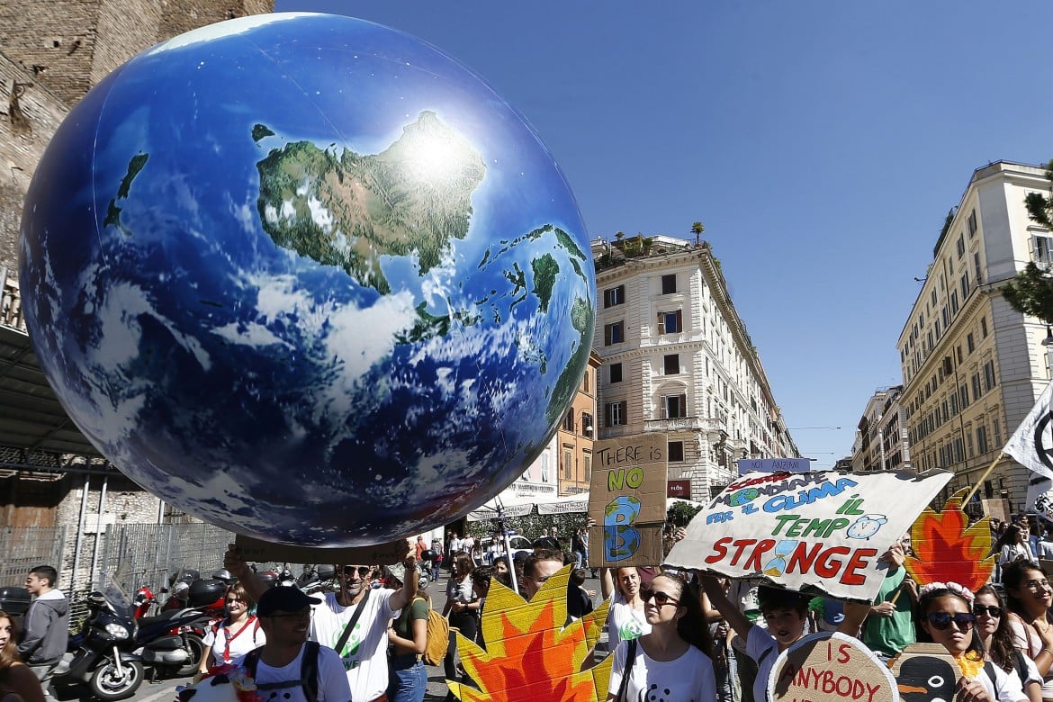 Una costituzione globale per salvare il pianeta