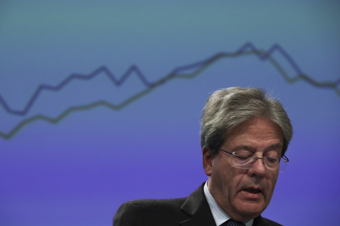Caos Ue: dopo il Mes e i Coronabond, ora la terza via passa dalla Banca Europea degli Investimenti