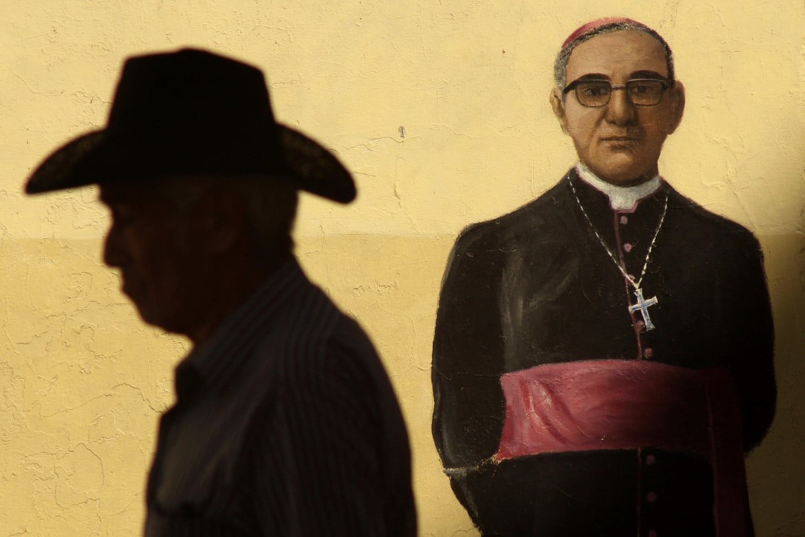 Oscar Romero, santo universale