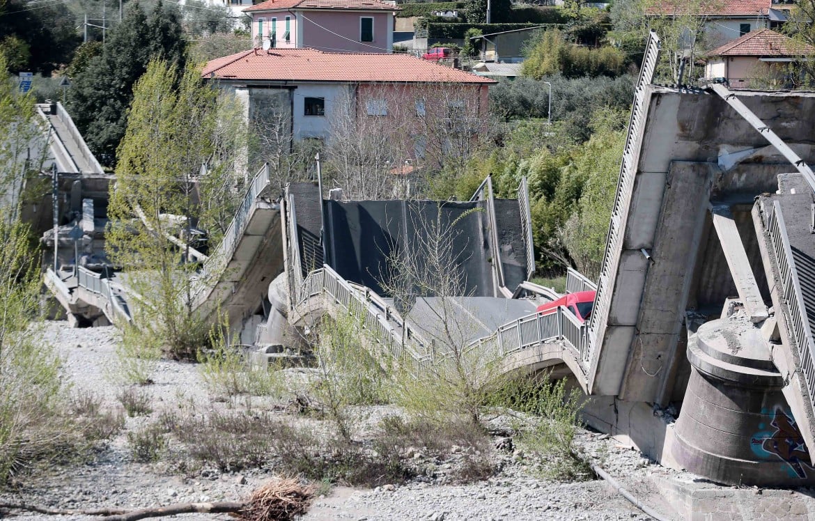 Crolla ponte sul Magra fra Toscana e Liguria, Anas sotto accusa