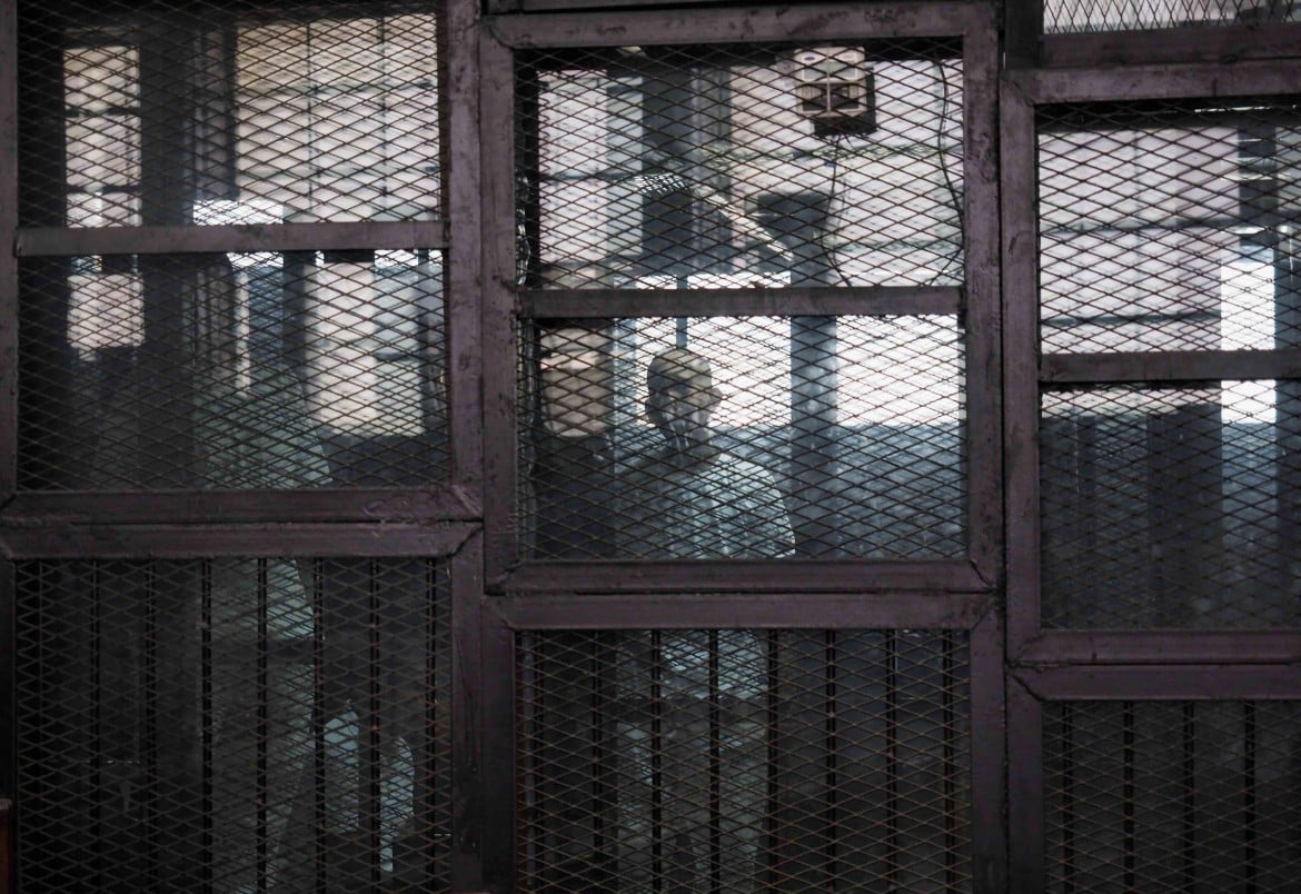 Egitto, attivisti denunciano il rischio contagio nelle carceri