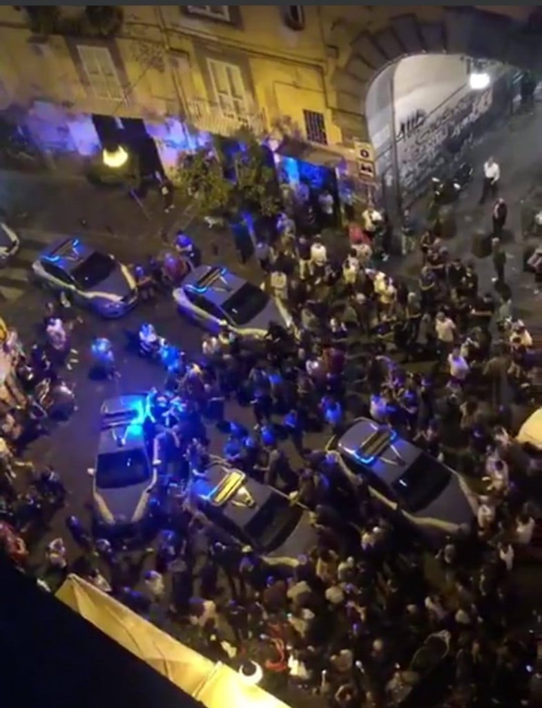 Attivisti arrestati a Napoli: uno di loro era senza documenti