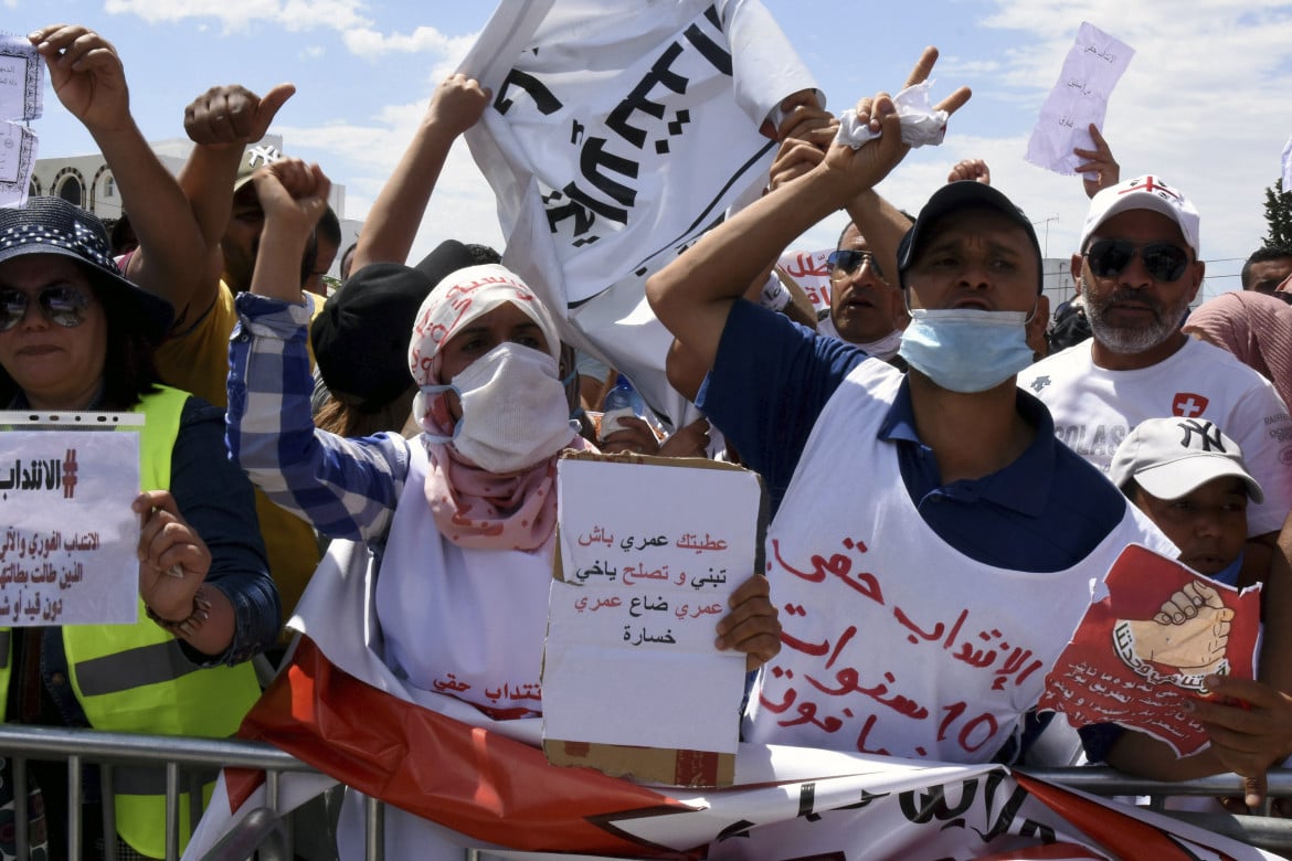 Economia in crisi e instabilità politica, la Tunisia preda dei vecchi fantasmi