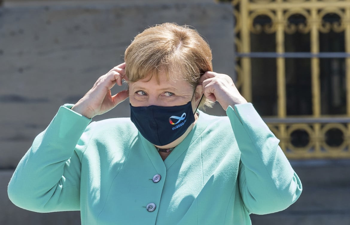 Tutti i tavoli di Merkel, leader multitasking