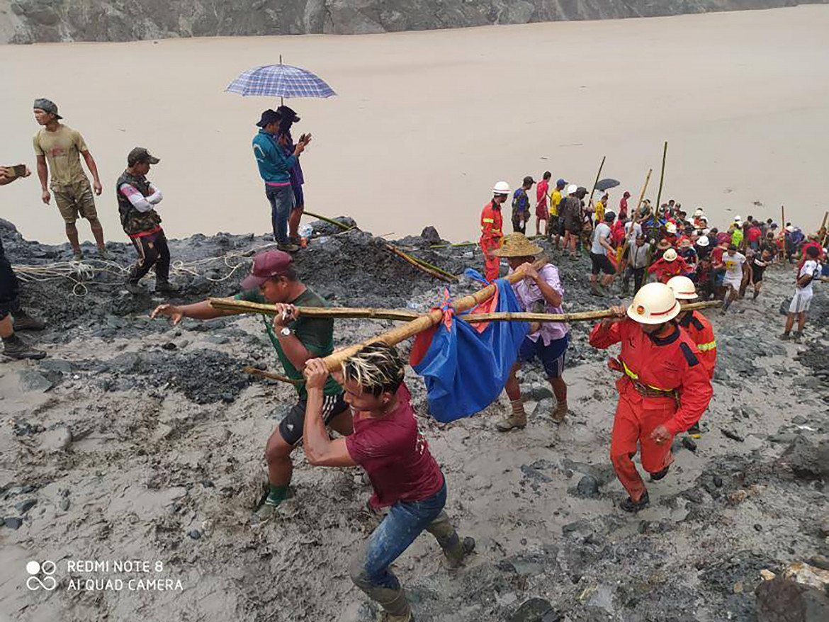 Myanmar, frana la miniera  di giada: oltre 160 vittime
