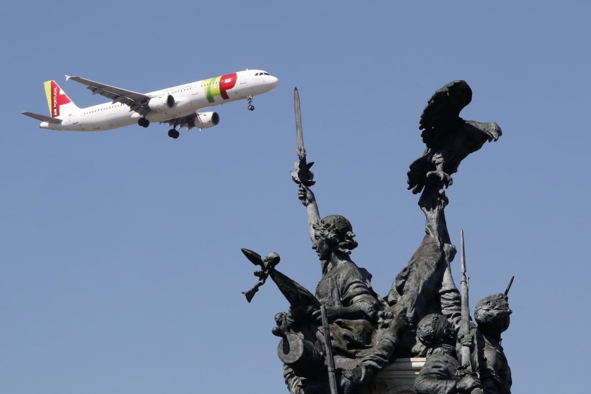 Portogallo, la compagnia aerea Tap torna pubblica